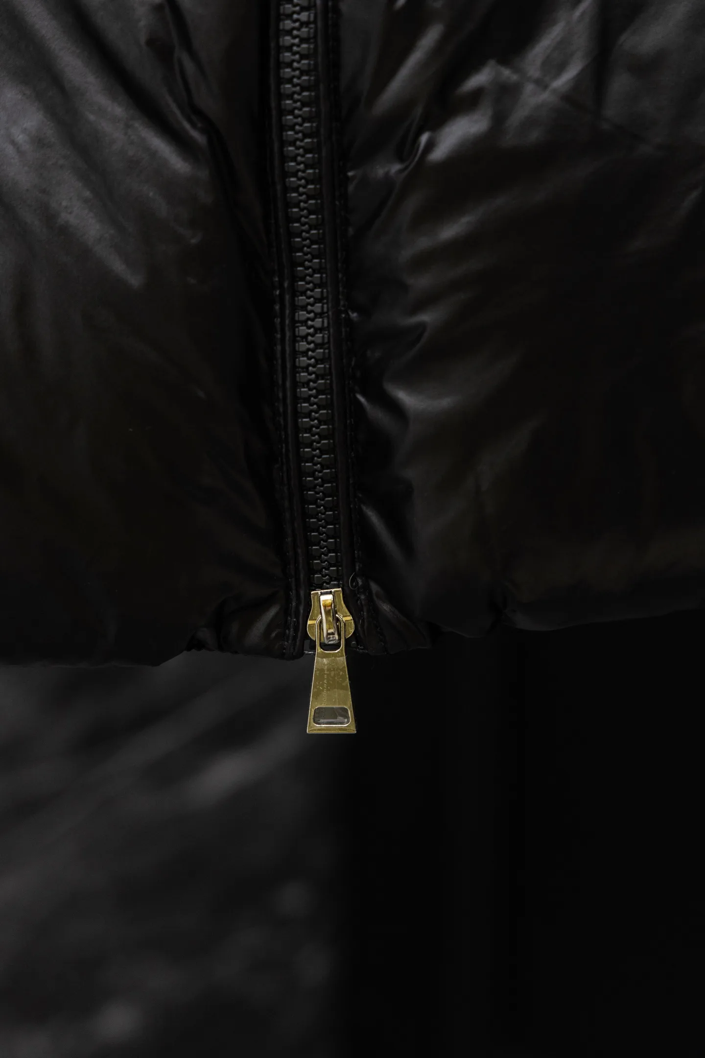 Women's Jackets And Down Jackets MONCLER 18507206