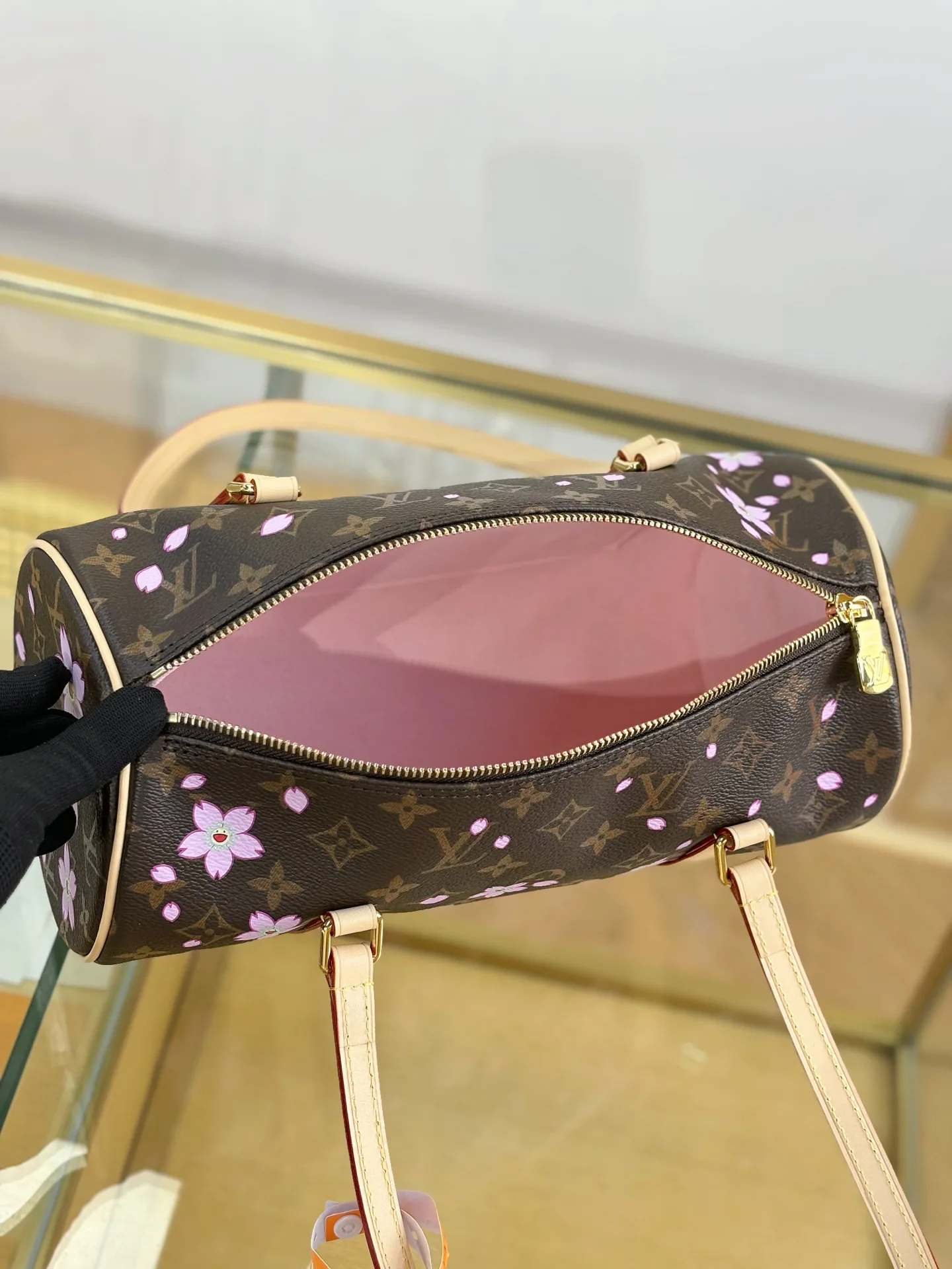 Women's Classic Handbags LOUIS VUITTON 17979877