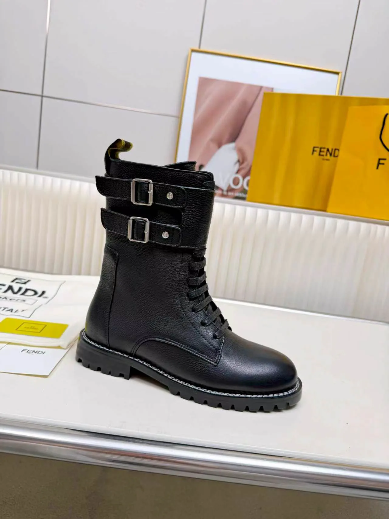 Women's Ankle Boots FENDI 17869511