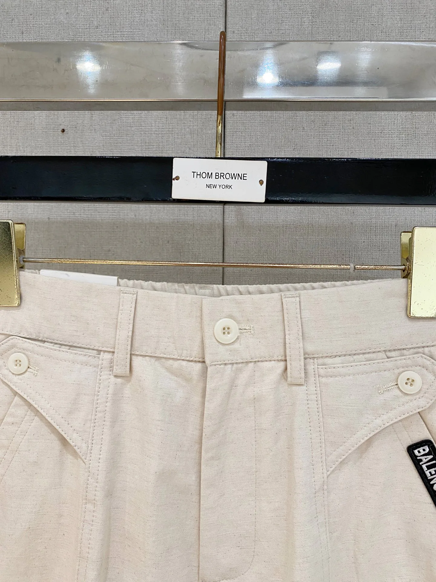 Men's Shorts BALENCIAGA 18296347
