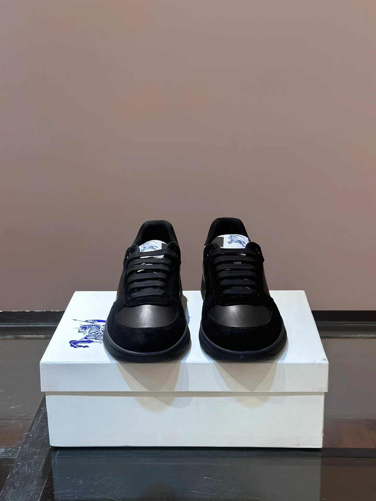 Men's Sneakers BURBERRY 18169771