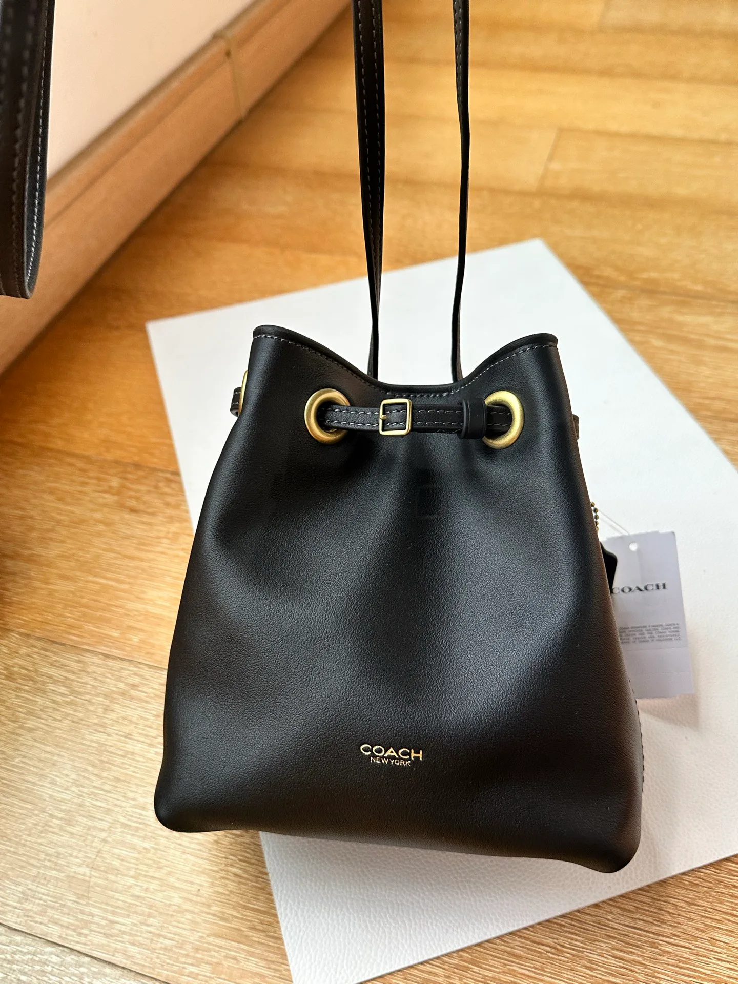 Women's Classic Handbags COACH 17961144
