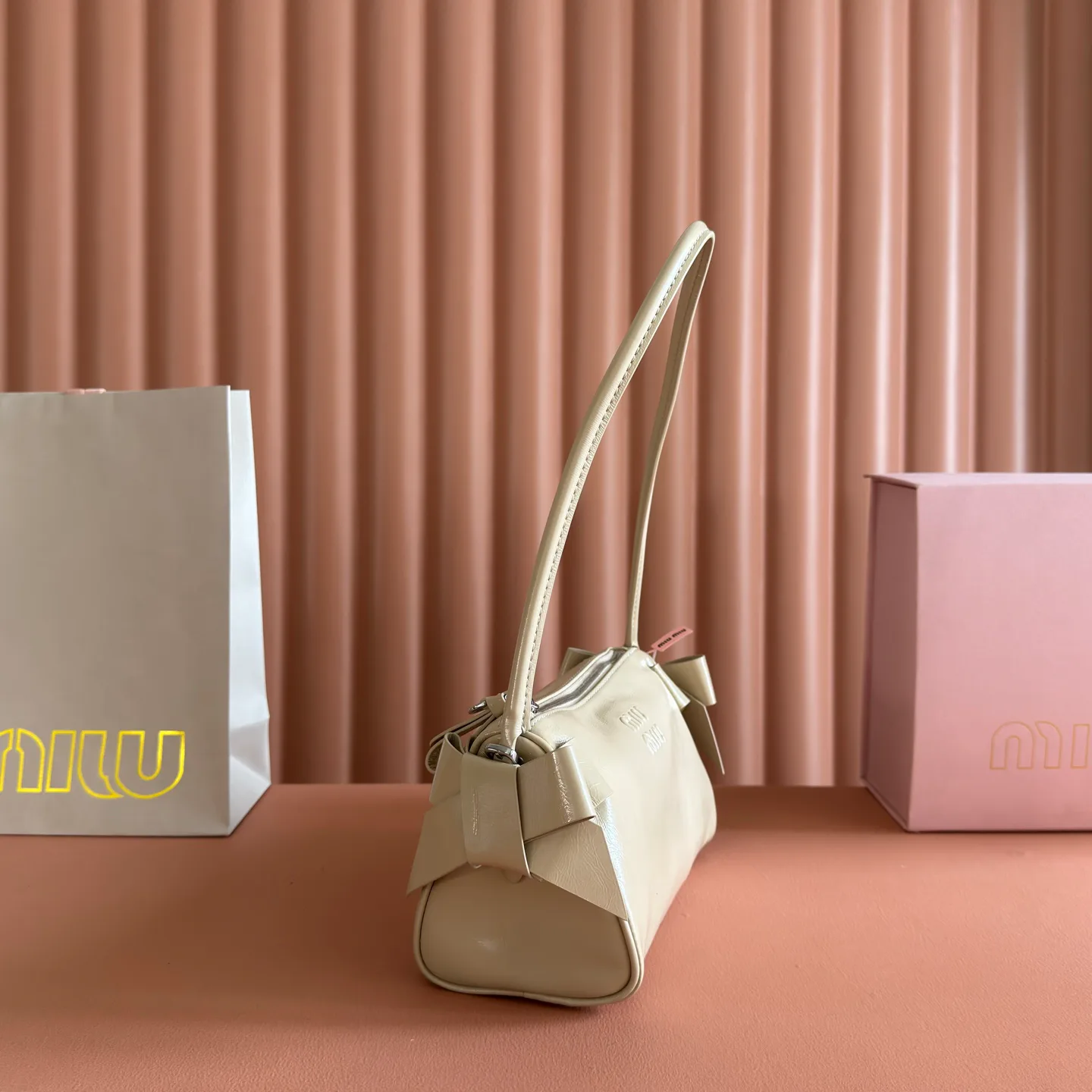 Women's Classic Handbags MIU MIU 18148117