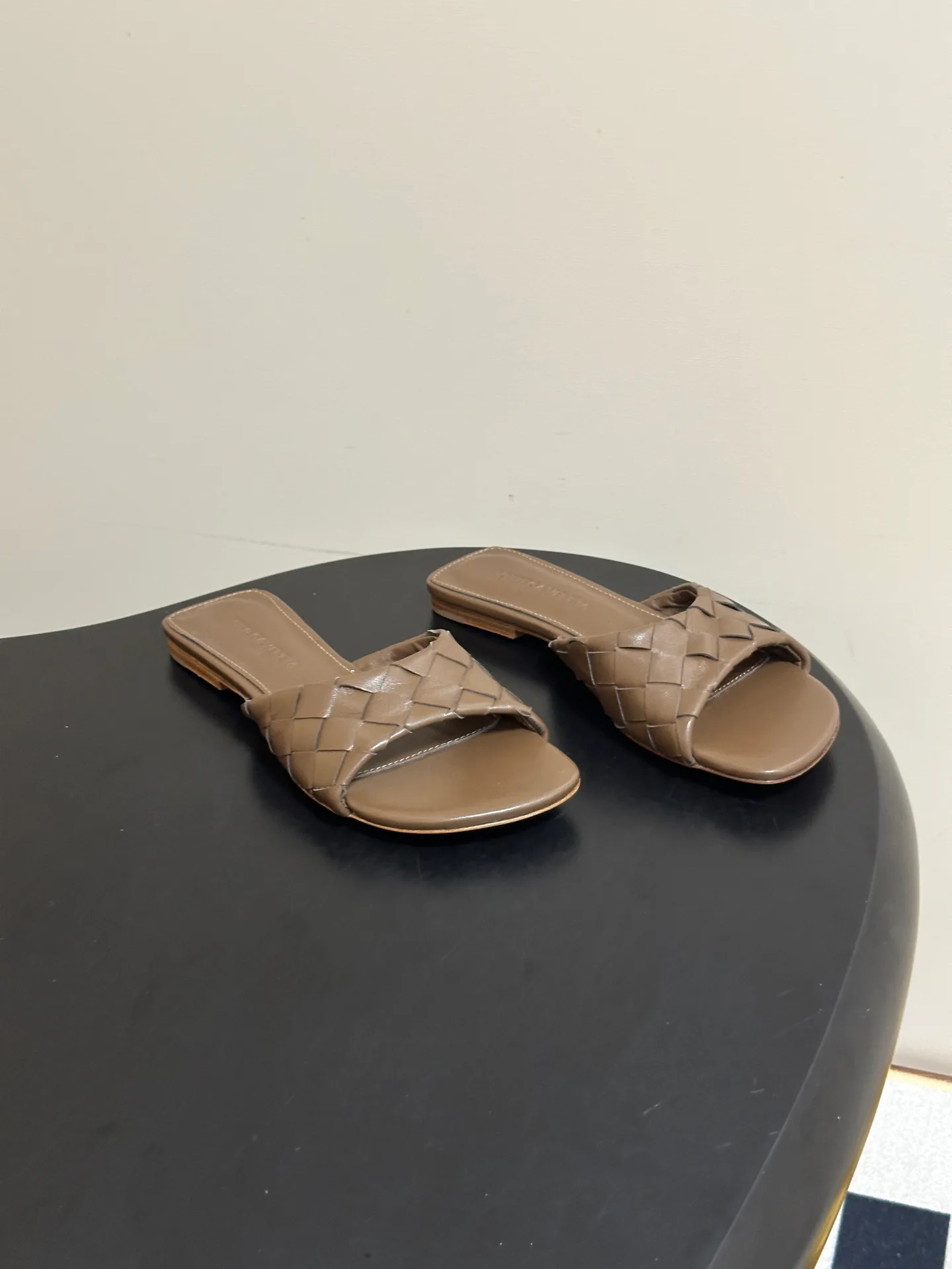 Women's Mules And Clogs BOTTEGA VENETA 18049571