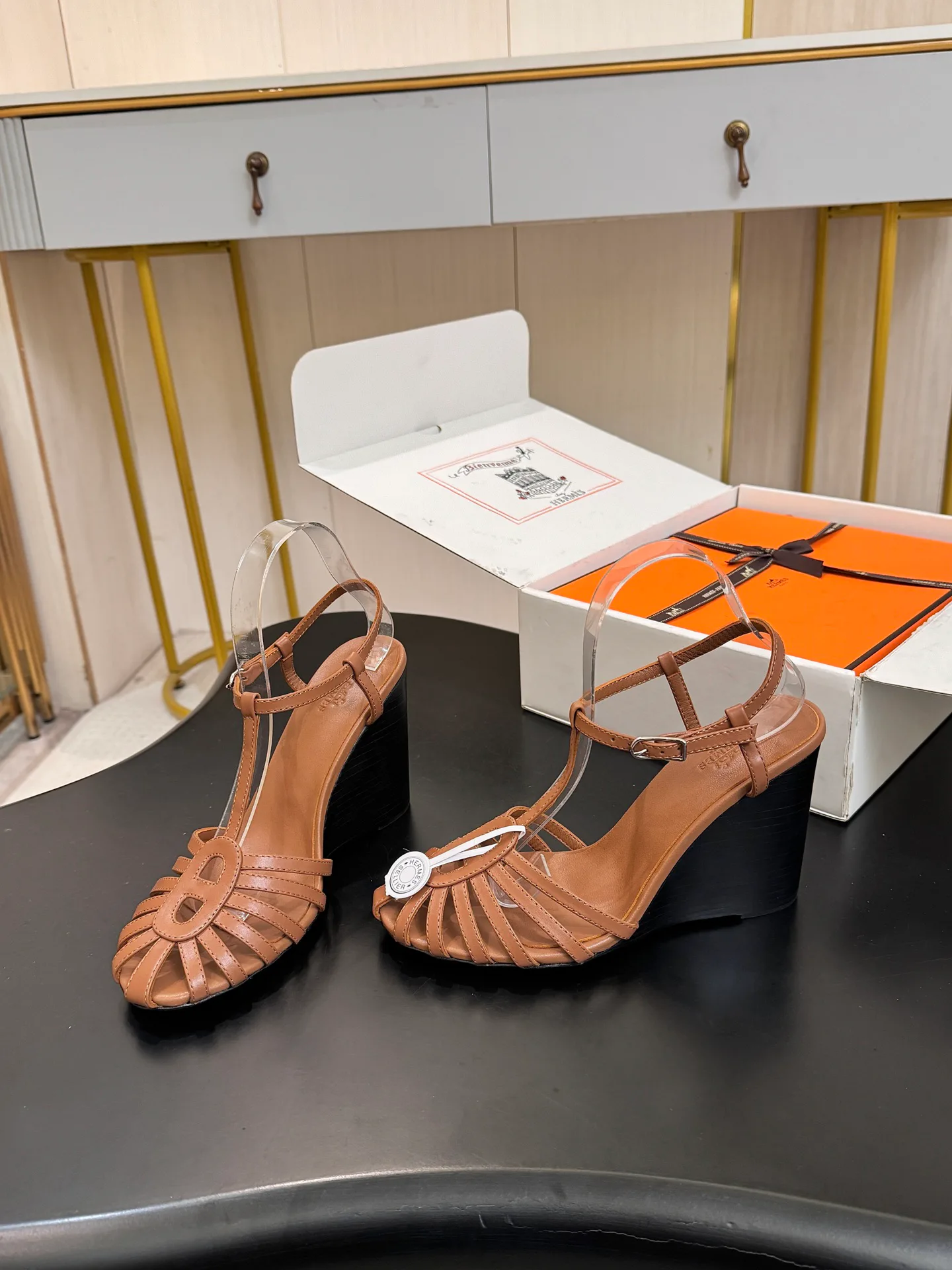 Women's Open-Toe Sandals HERMES 18103846