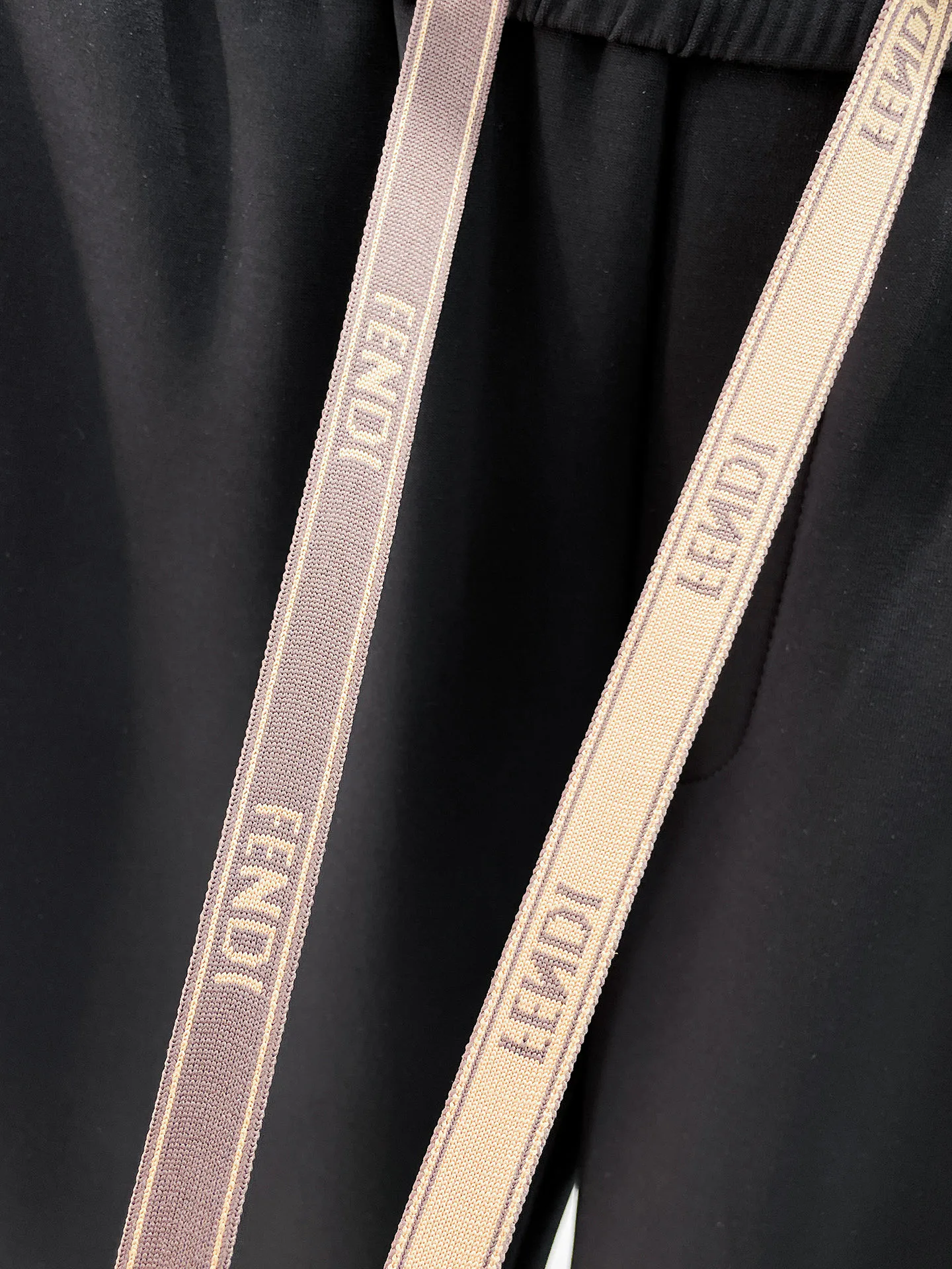 Men's Trousers FENDI 18499589