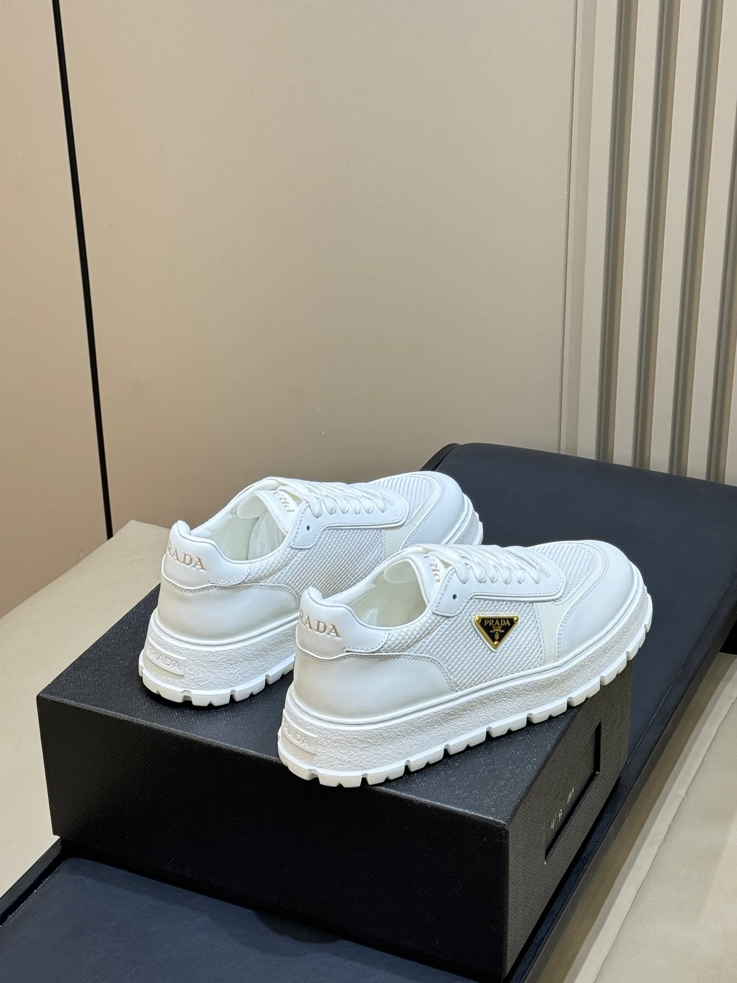 Men's Sneakers PRADA 17915325
