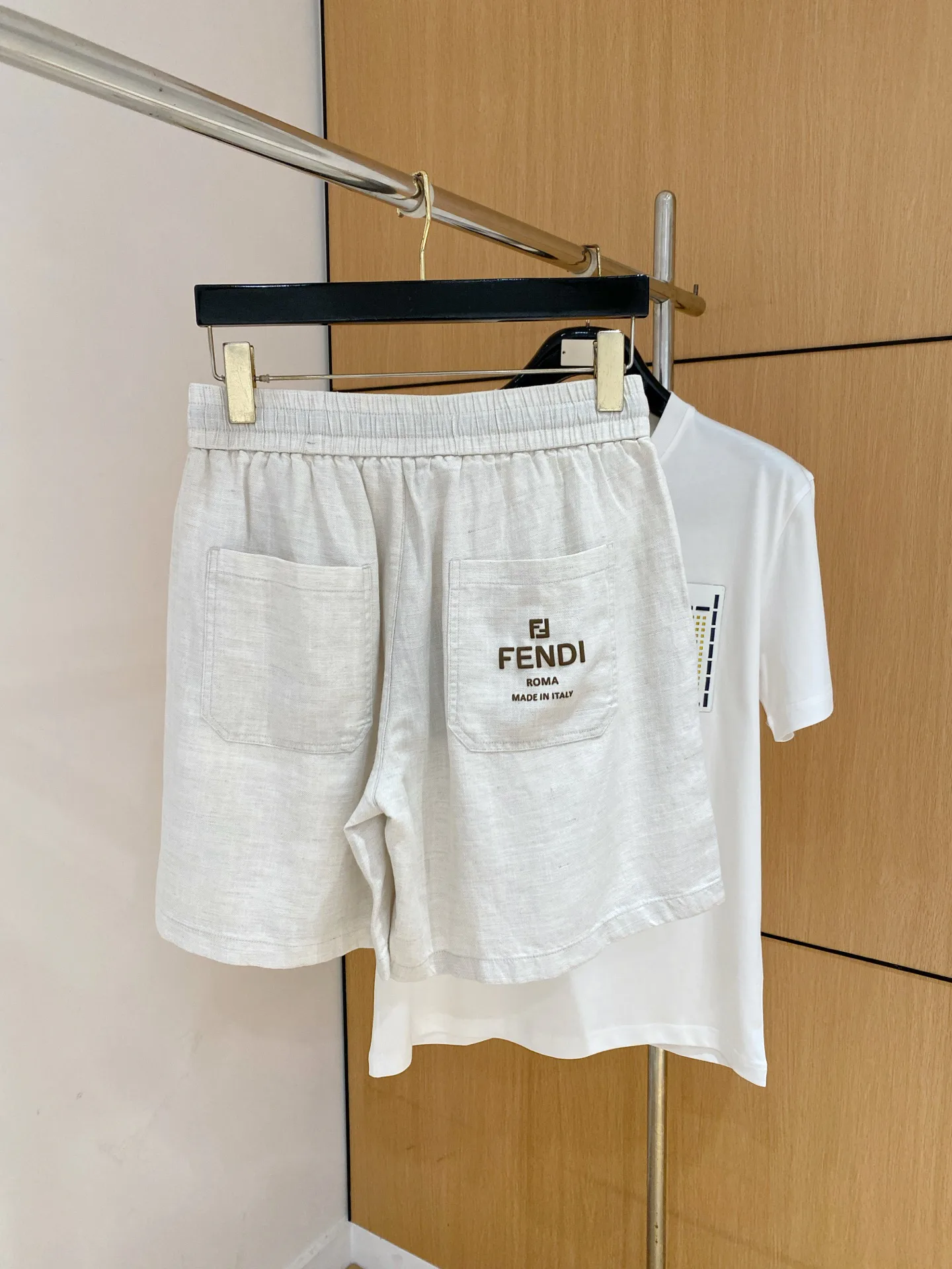 Men's Shorts FENDI 18246964