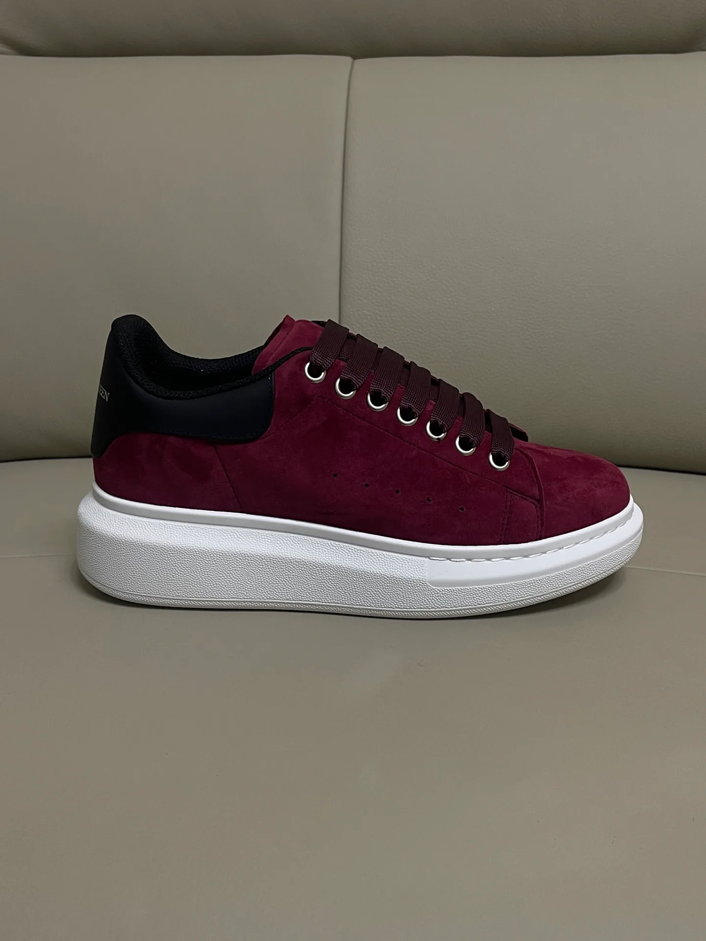 Women's Sneakers ALEXANDER MCQUEEN 18465081