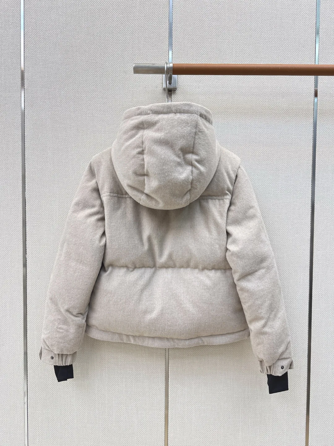 Куртки И Пуховики Женские Moncler 18642162