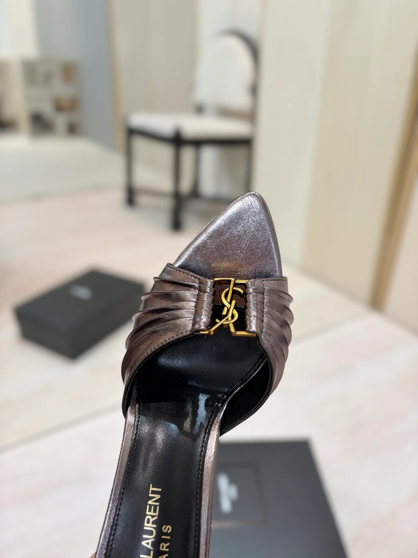 Women's Mules And Clogs SAINT LAURENT 17476056