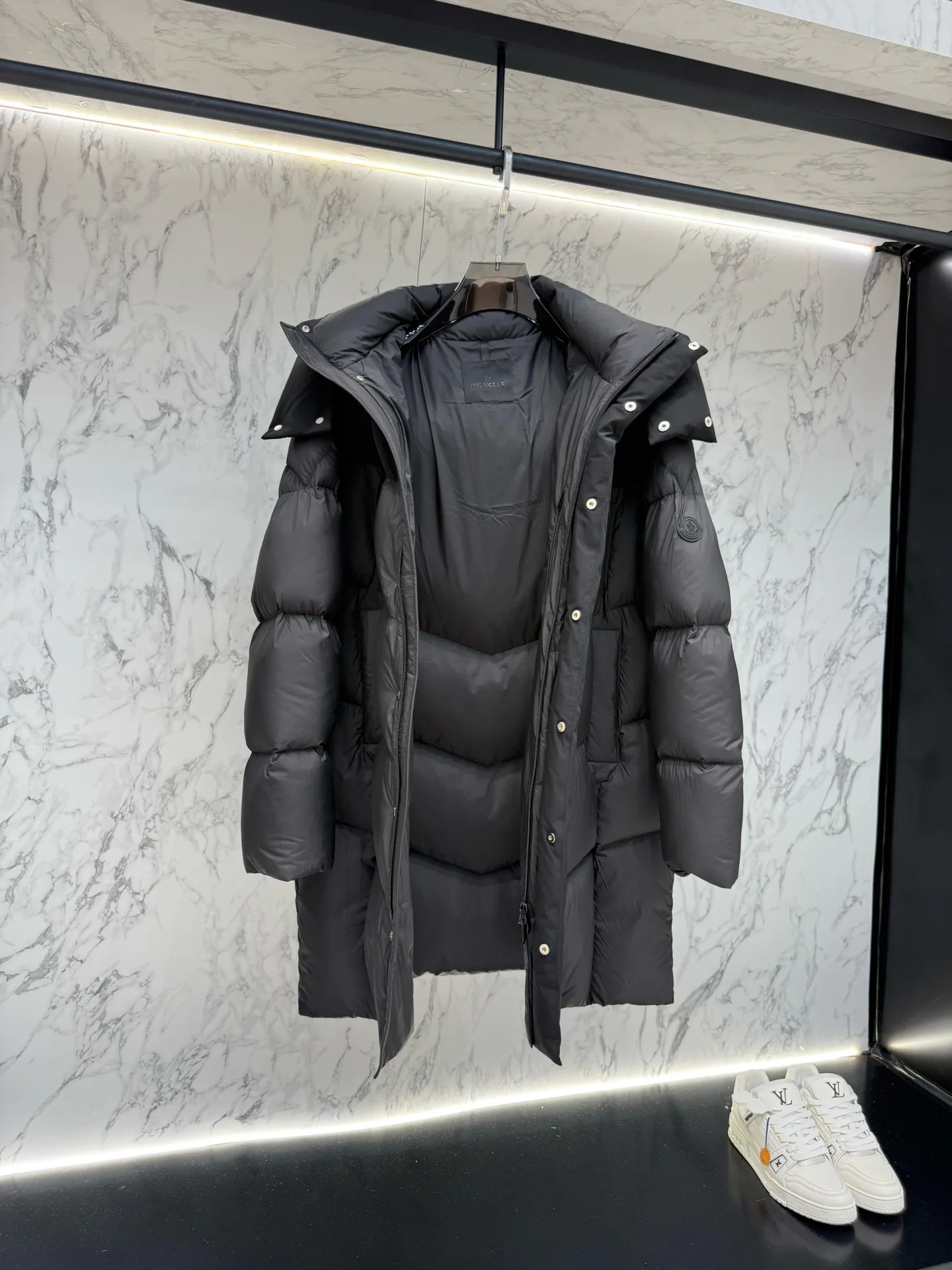 Men's Jackets And Down Jackets MONCLER 17886135
