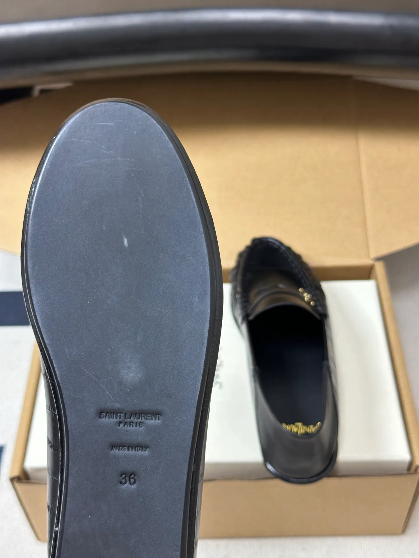 Women's Loafers And Moccasins SAINT LAURENT 18049116