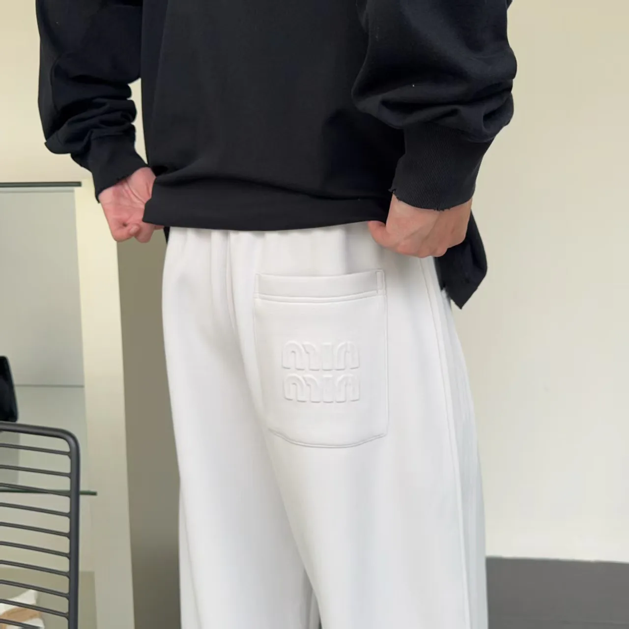Women's Trousers MIU MIU 18178320