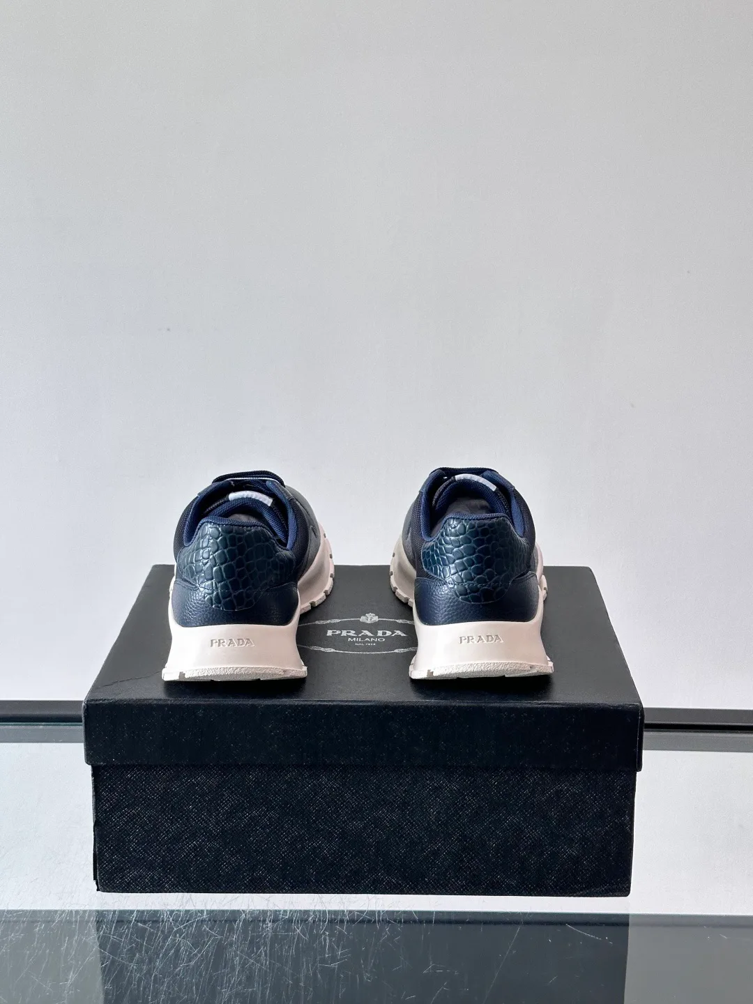 Men's Sneakers PRADA 18055726