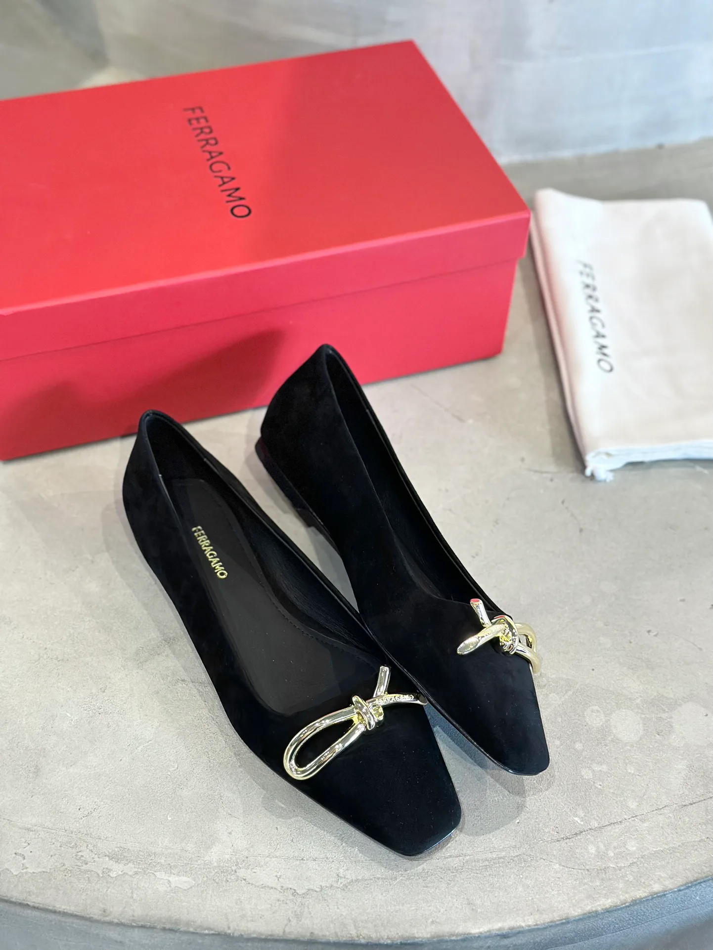 Women's Ballet Flats SALVATORE FERRAGAMO 18340747