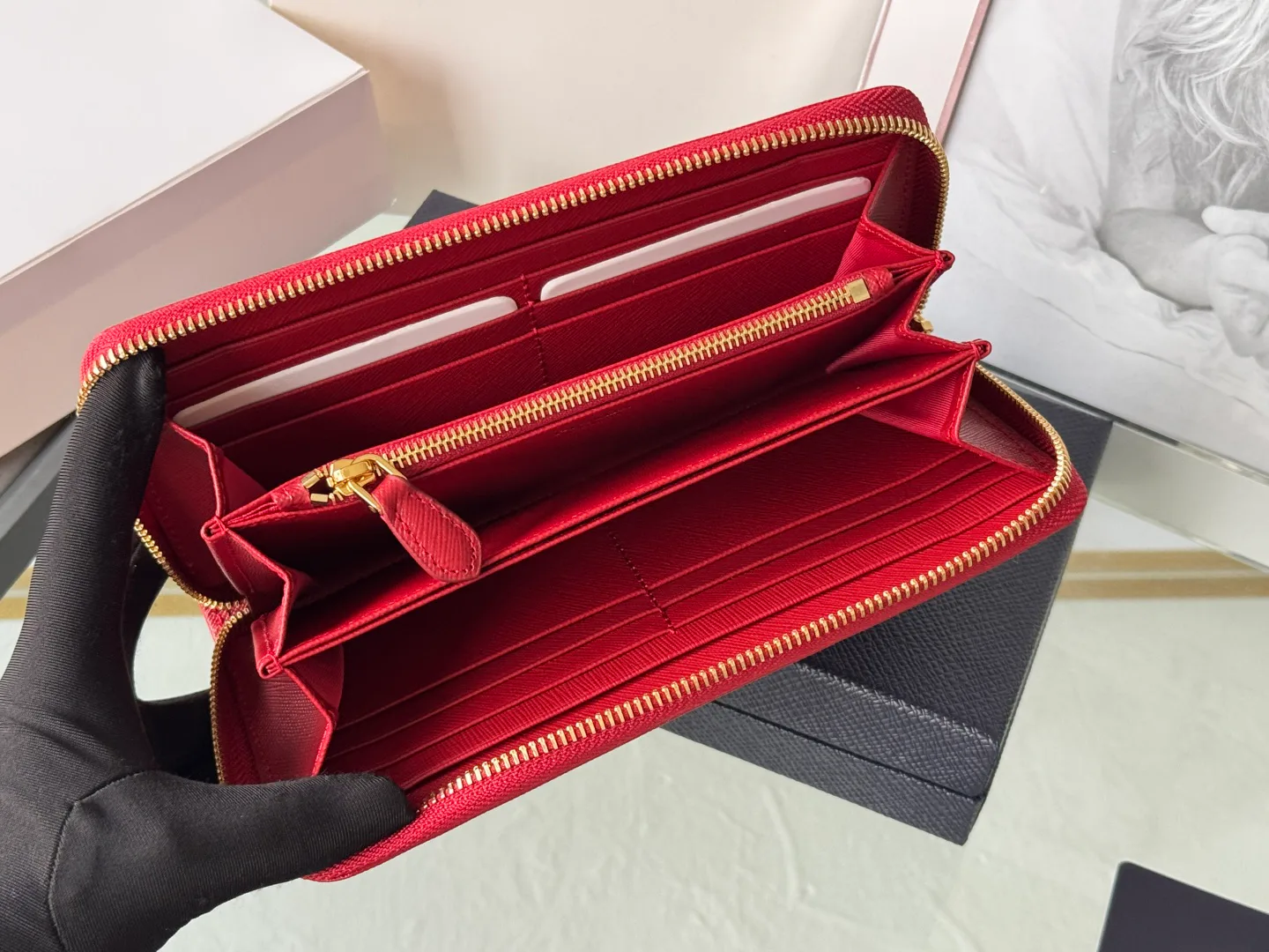Women's Clutches PRADA 17999870