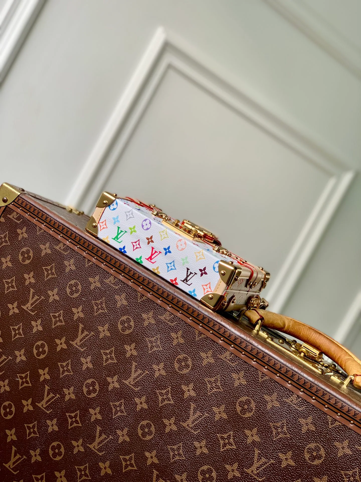 Women's Classic Handbags LOUIS VUITTON 18412568