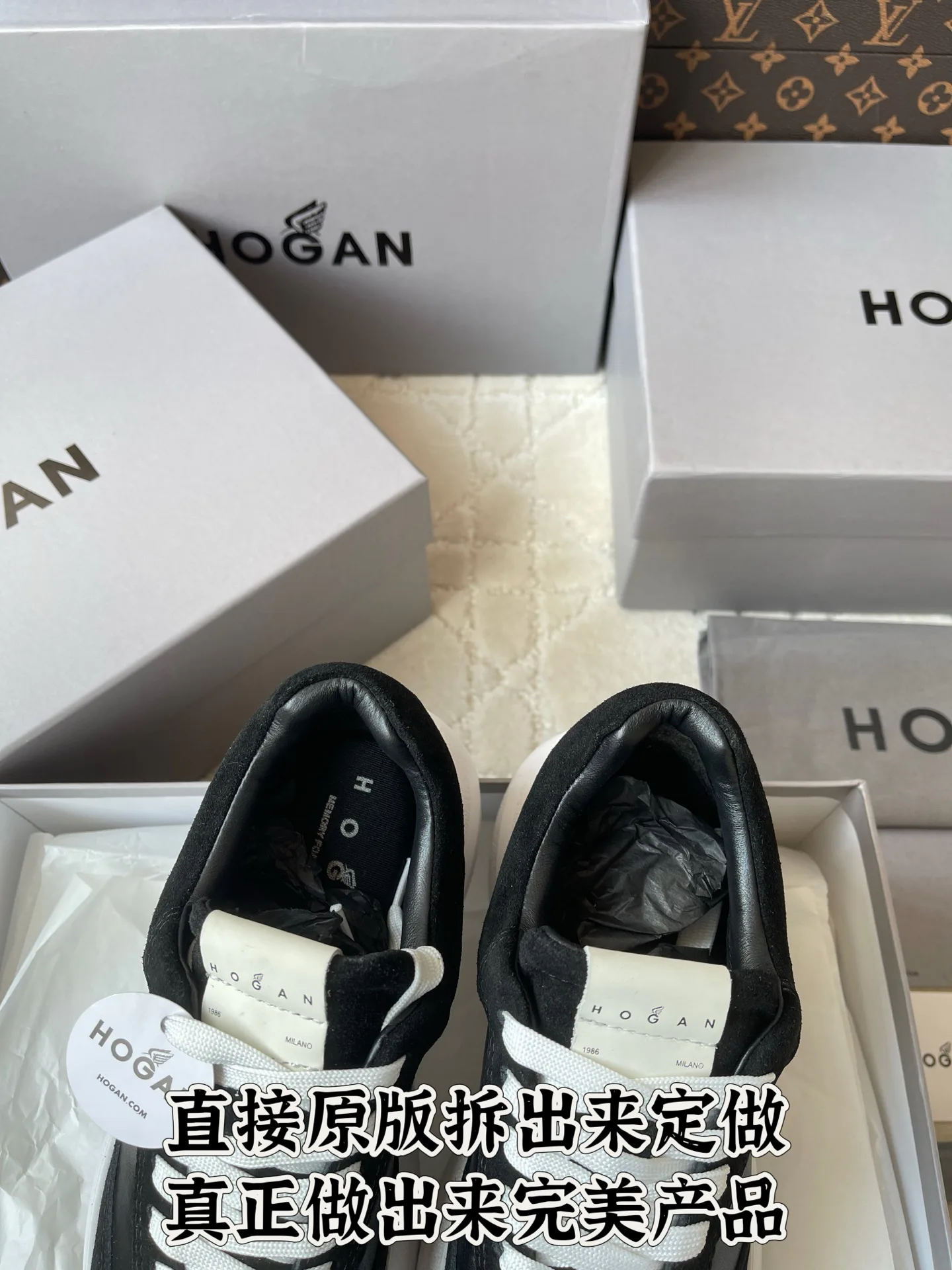 Women's Sneakers HOGAN 18152646