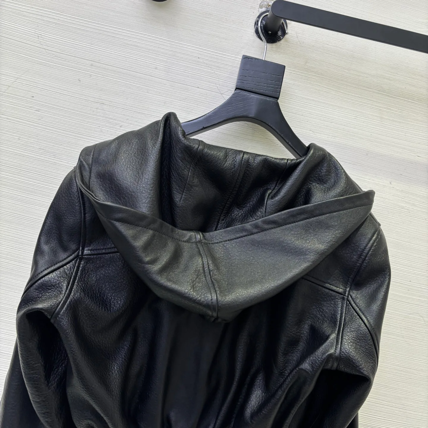 Women's Leather Jackets And Sheepskin Coats SAINT LAURENT 16860541