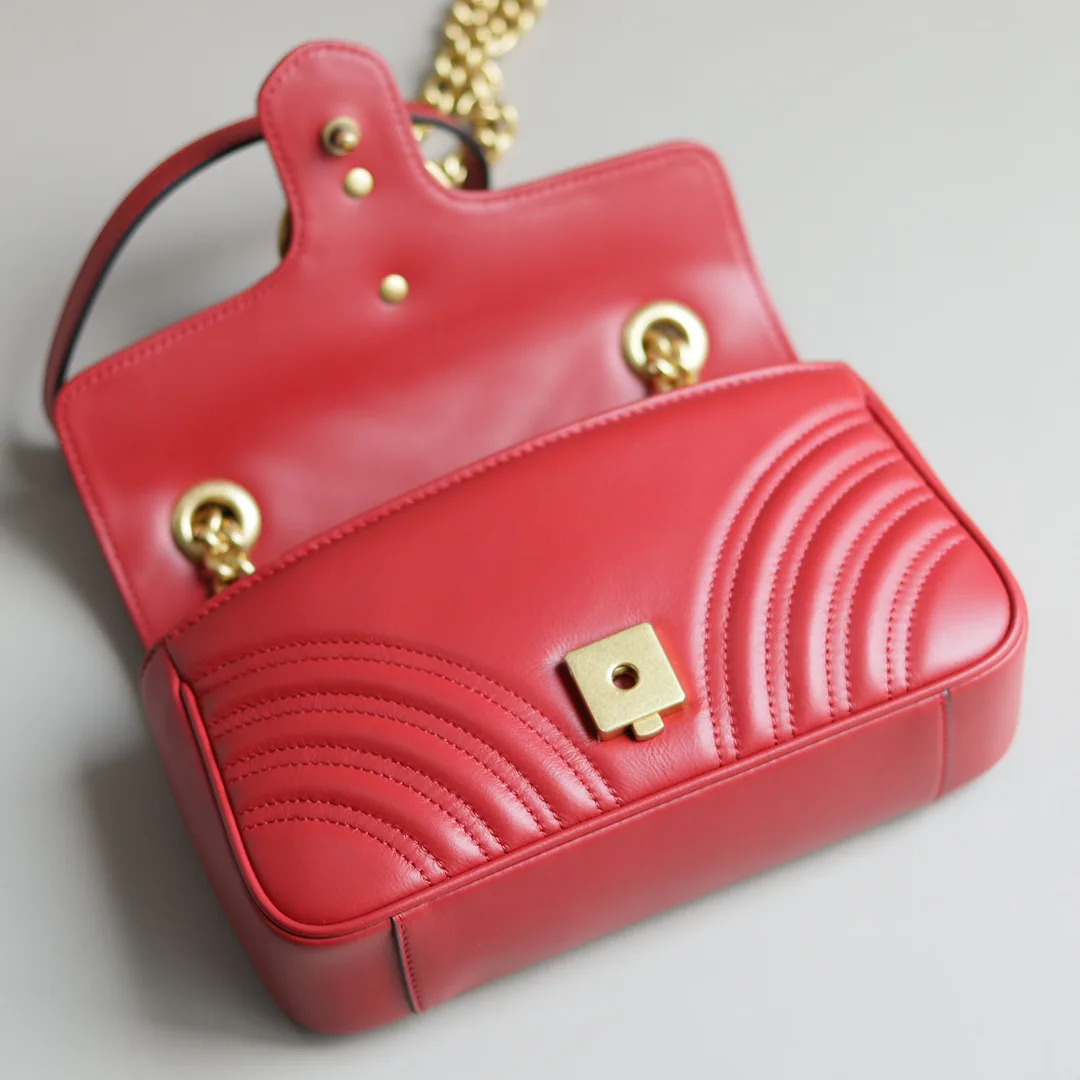 Women's Classic Handbags GUCCI 17947979