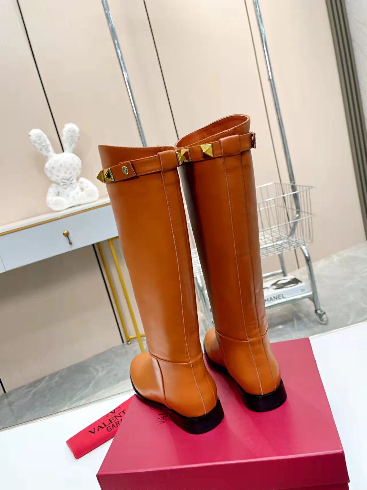 Women's Boots VALENTINO 17956811