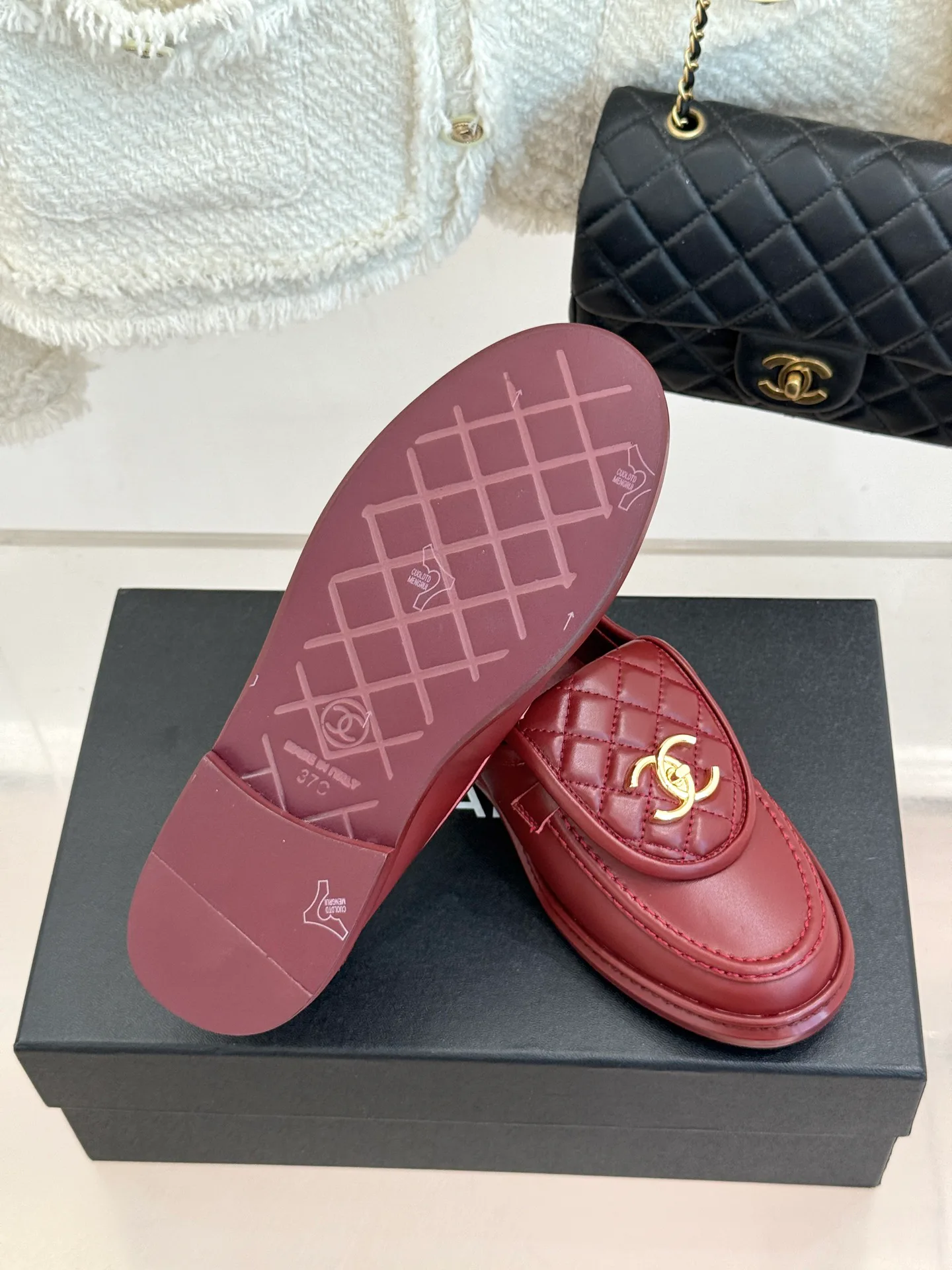 Women's Loafers And Moccasins CHANEL 17336074