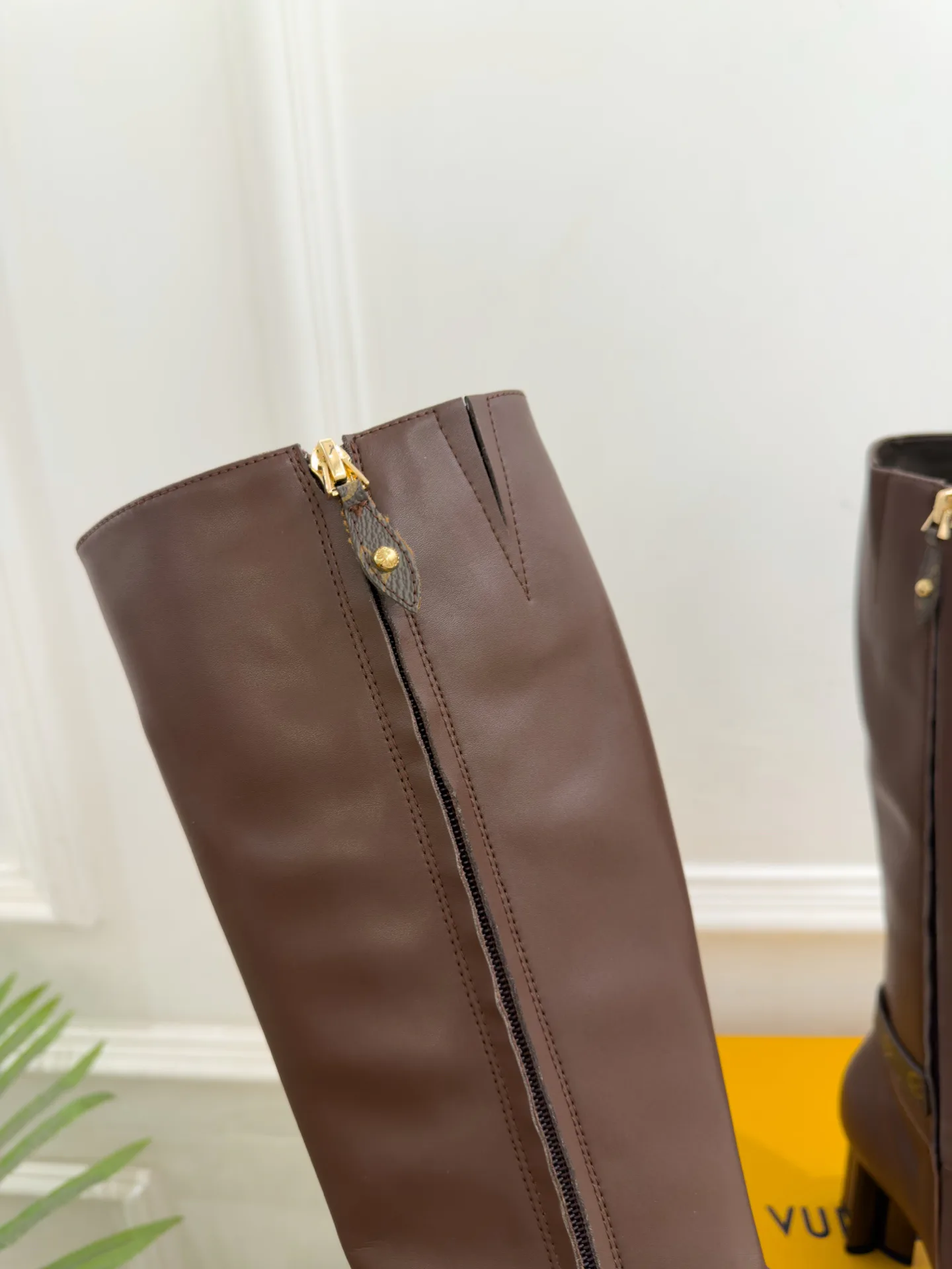 Women's Boots LOUIS VUITTON 18370308