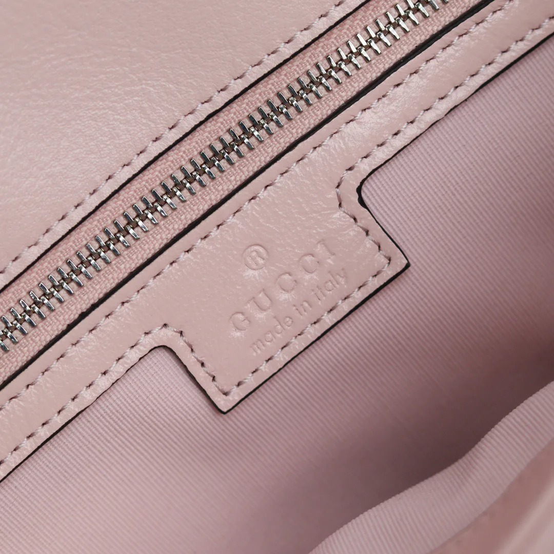 Women's Classic Handbags GUCCI 17947379