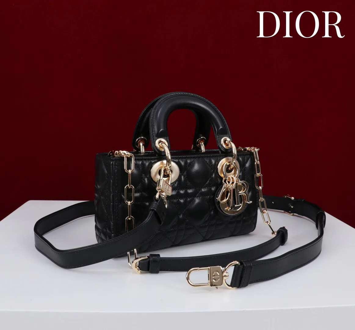 Women's Classic Handbags CHRISTIAN DIOR 18393038