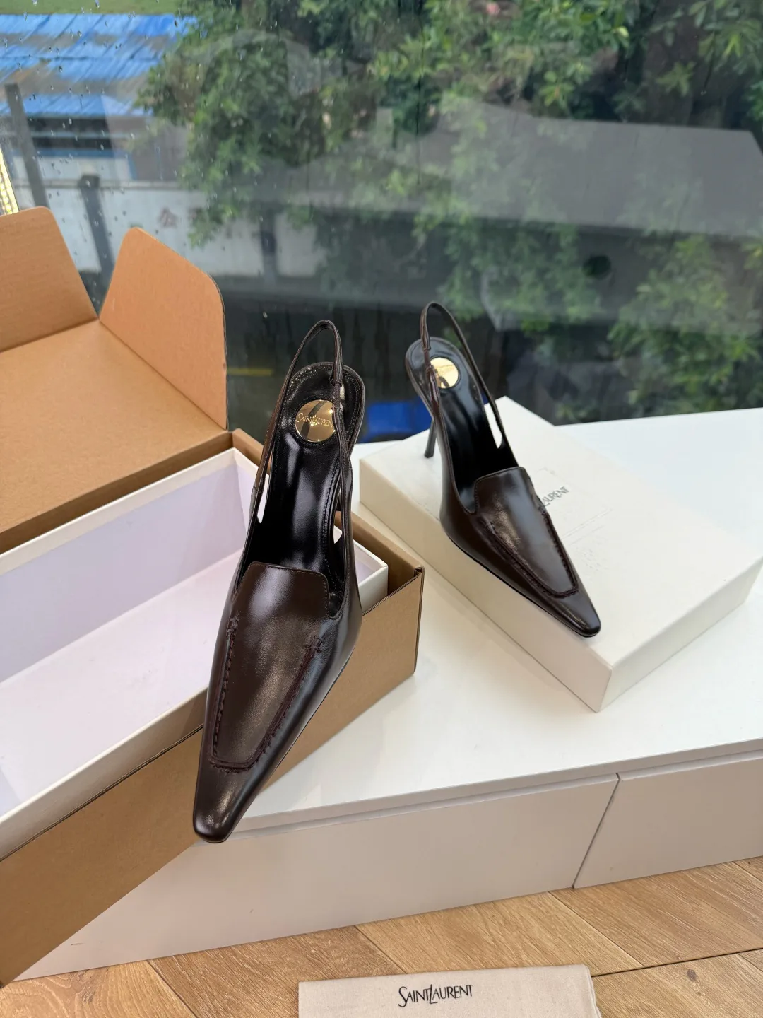 Women's Heels SAINT LAURENT 18104137