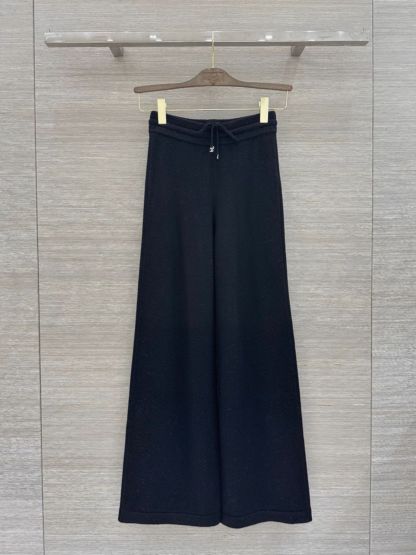 Women's Trousers CHANEL 18175838