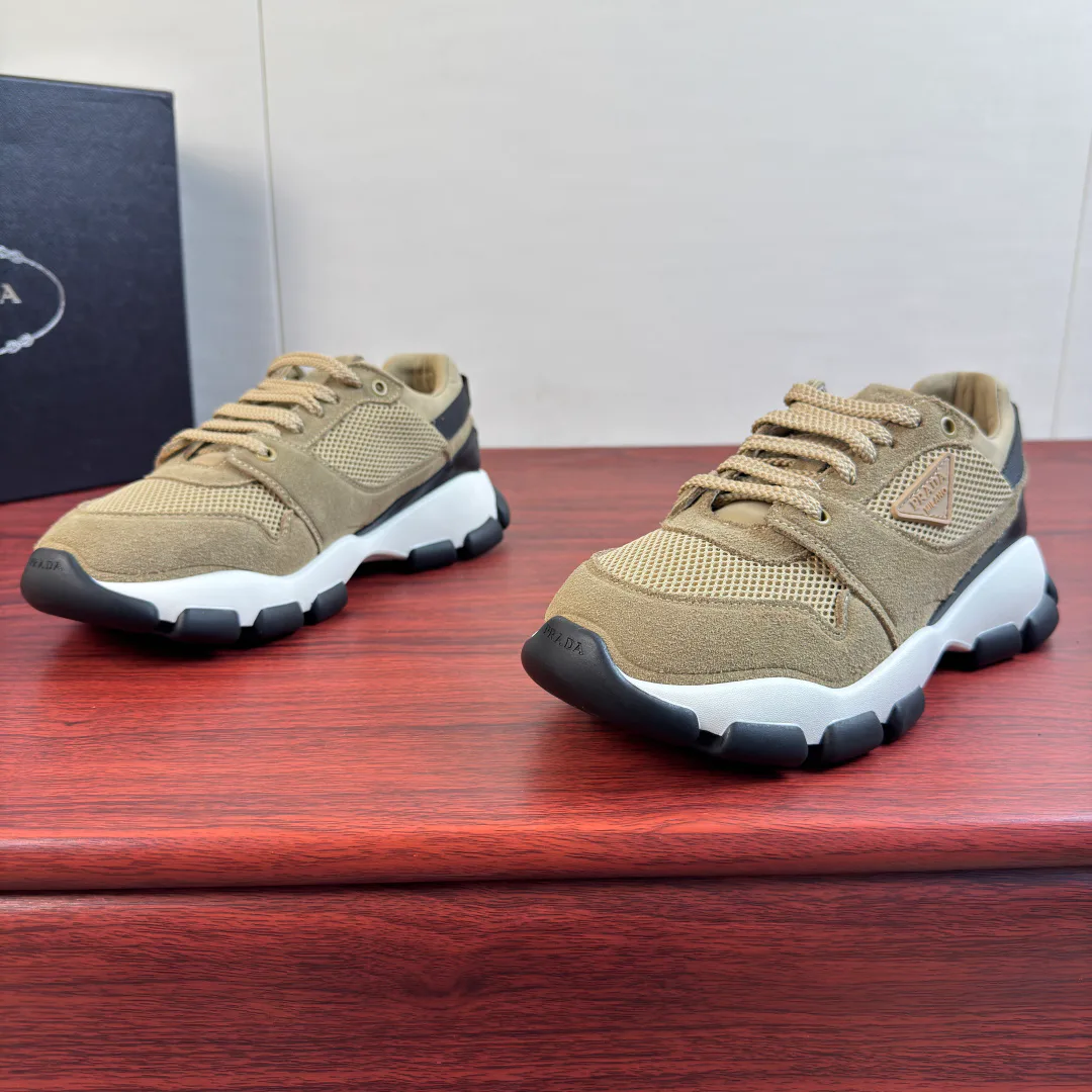 Women's Sneakers PRADA 17763667