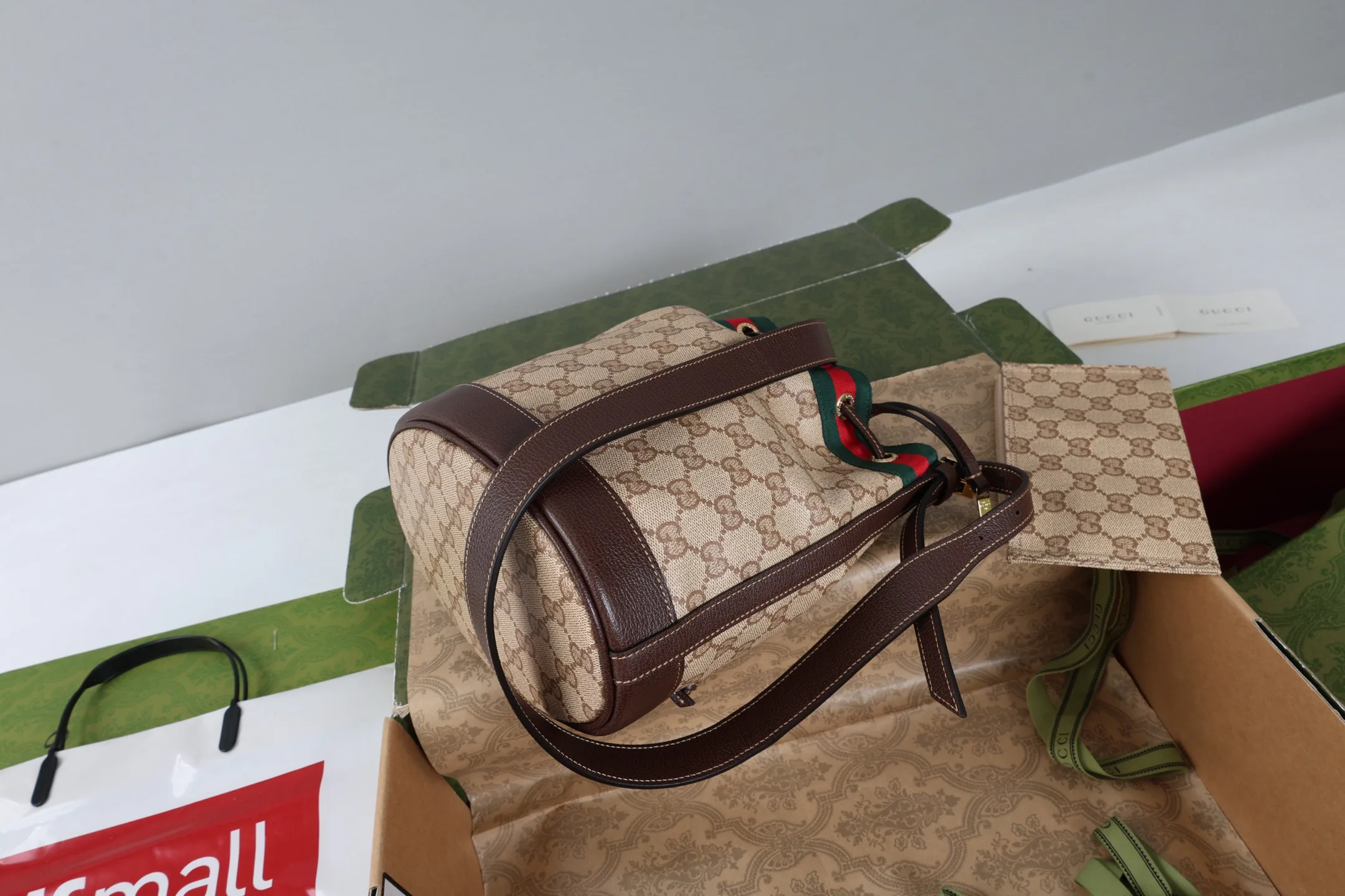 Women's Classic Handbags GUCCI 18065218