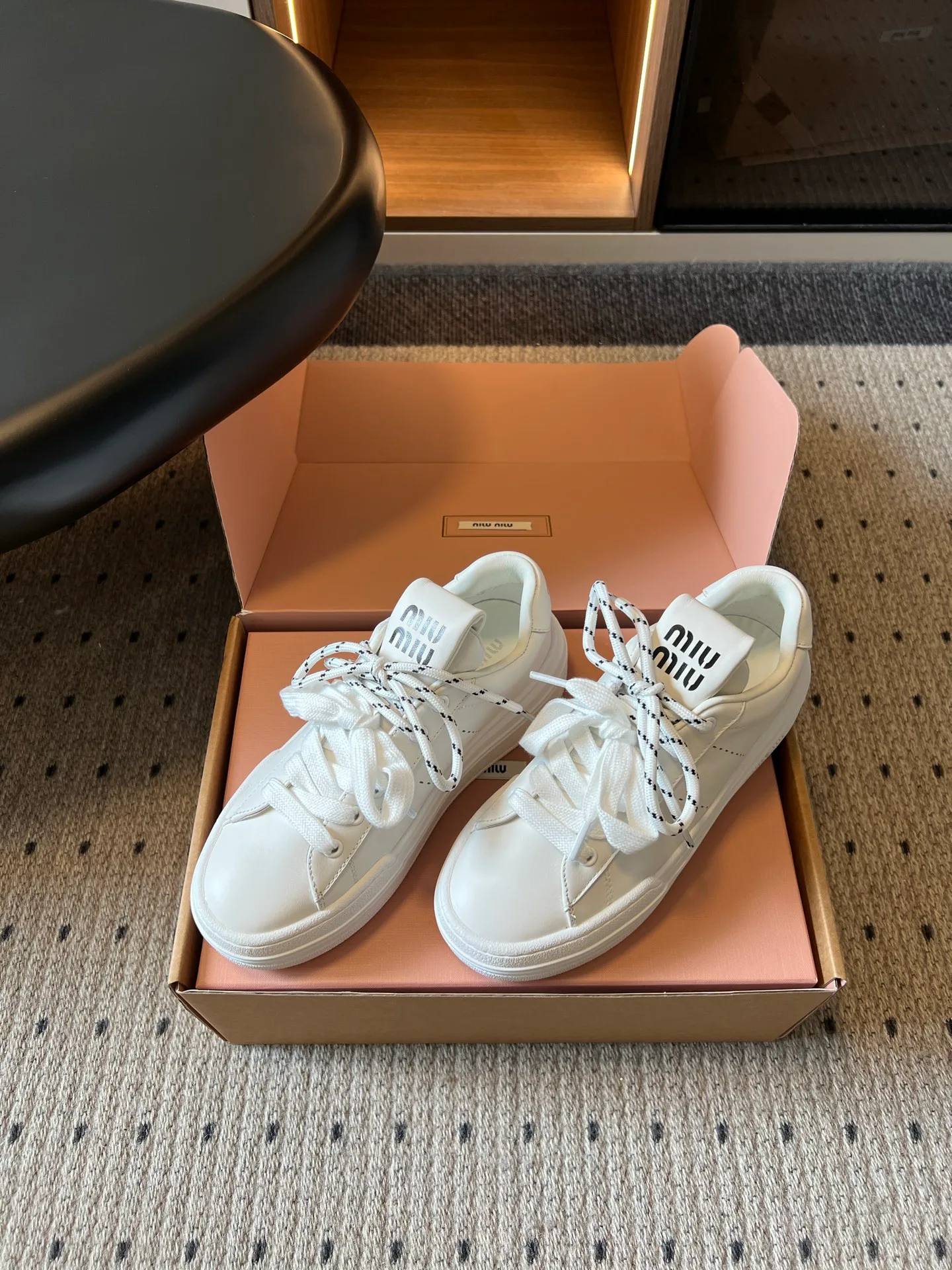 Women's Sneakers MIU MIU 18120970