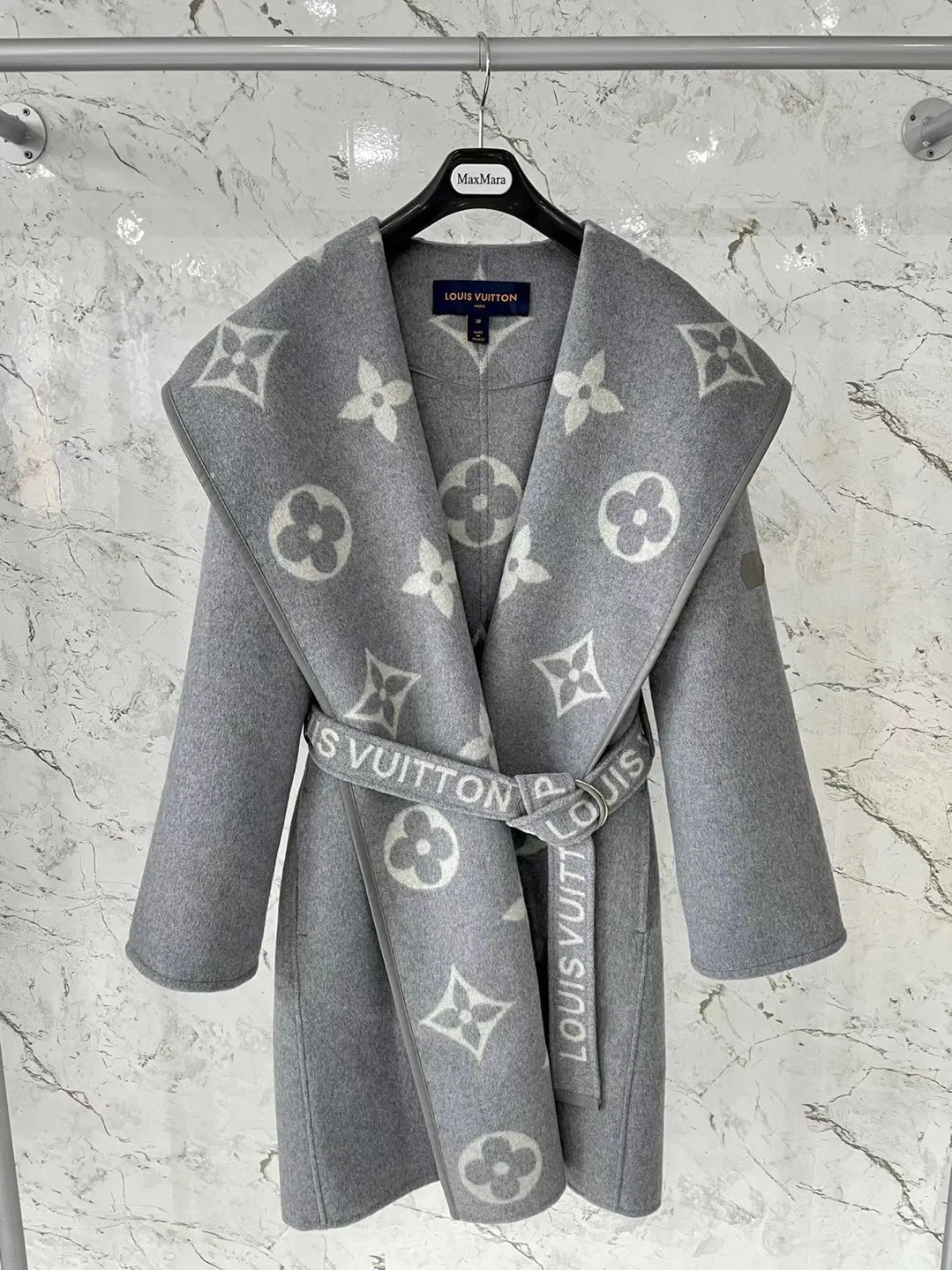 Women's Coats LOUIS VUITTON 17998824