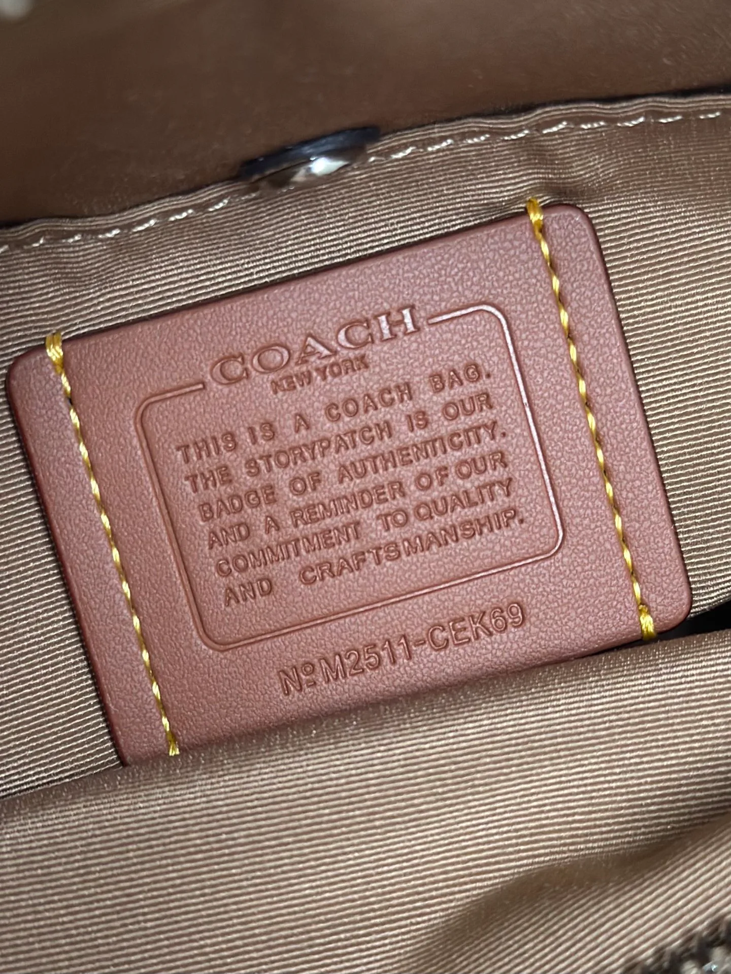 Women's Classic Handbags COACH 17960967
