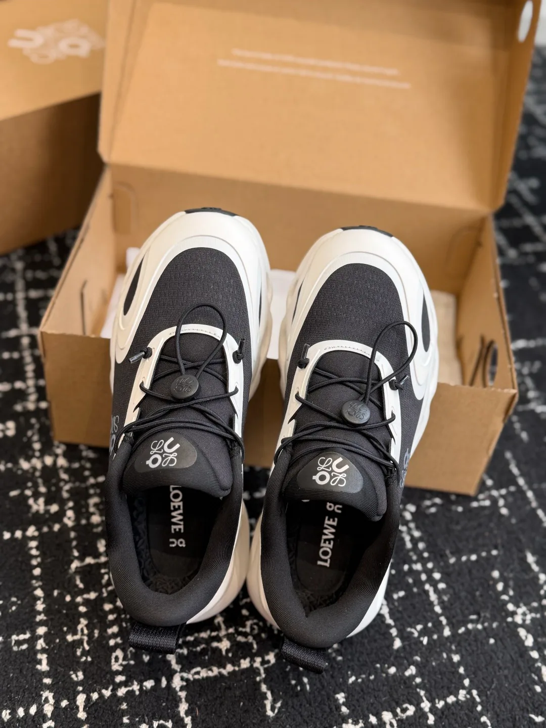 Women's Sneakers LOEWE 18139561