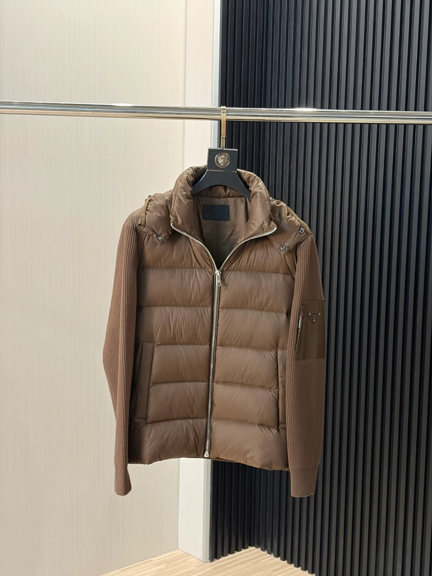 Women's Jackets And Down Jackets PRADA 18391742