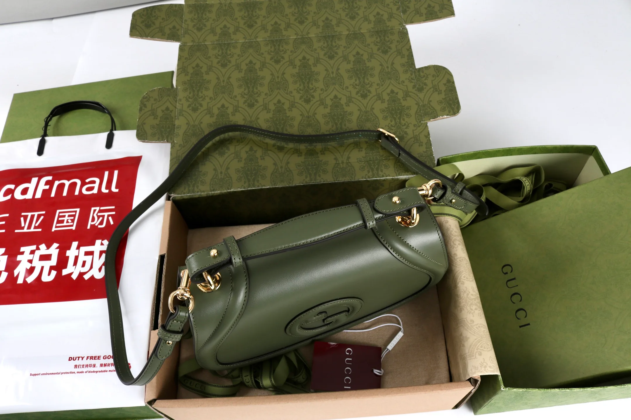 Women's Classic Handbags GUCCI 18065510