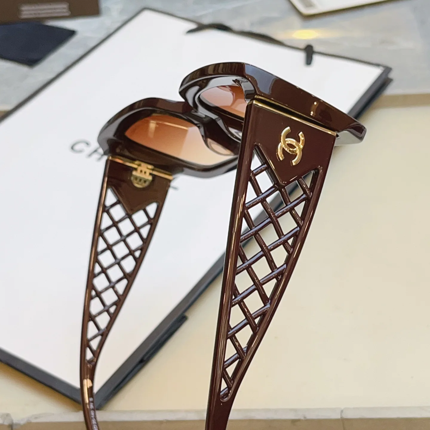 Glasses CHANEL 17529372