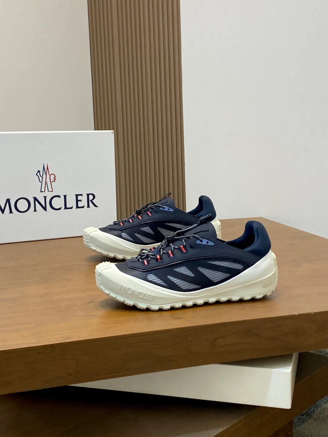 Men's Sneakers MONCLER 18118847