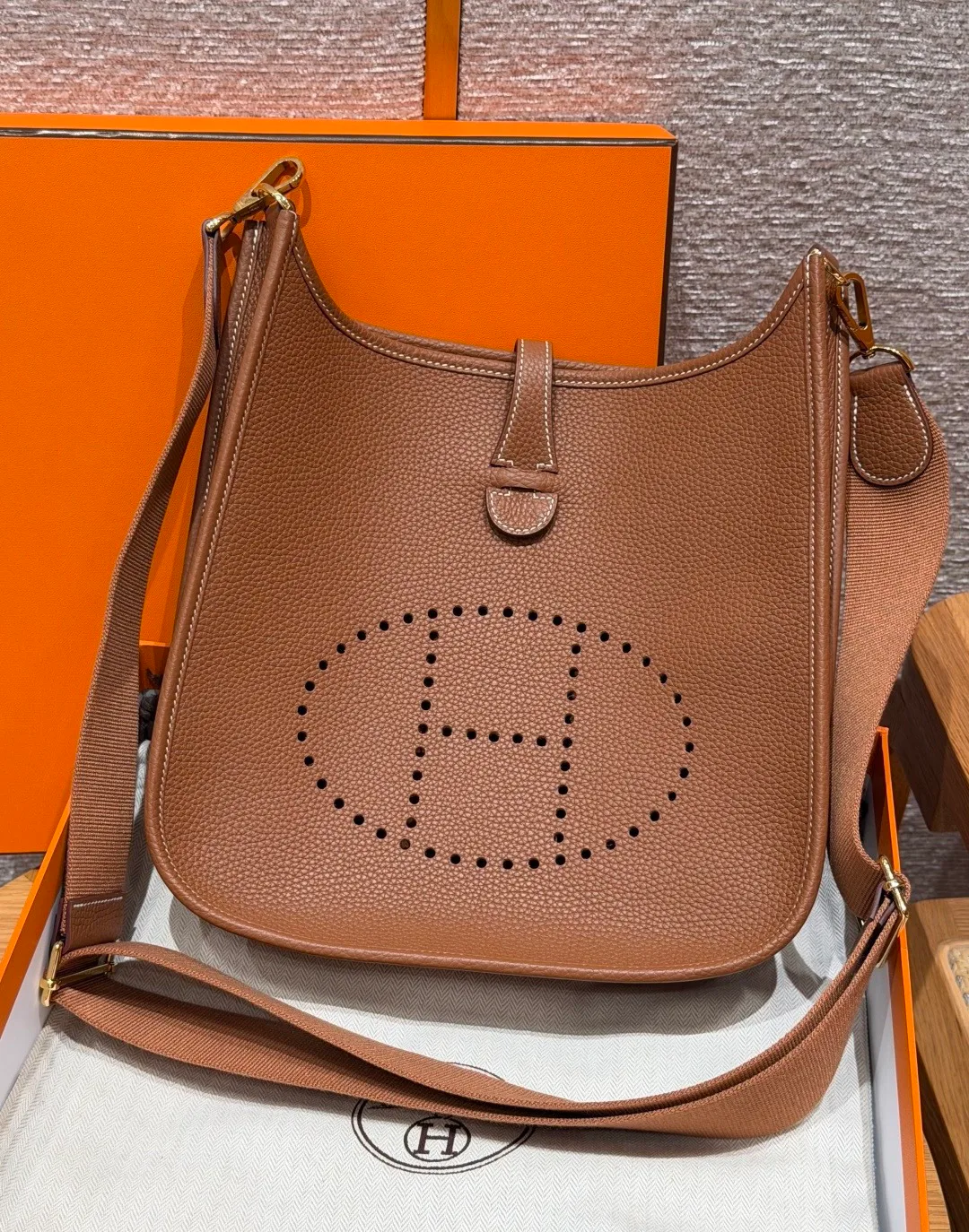 Women's Classic Handbags HERMES 17941973
