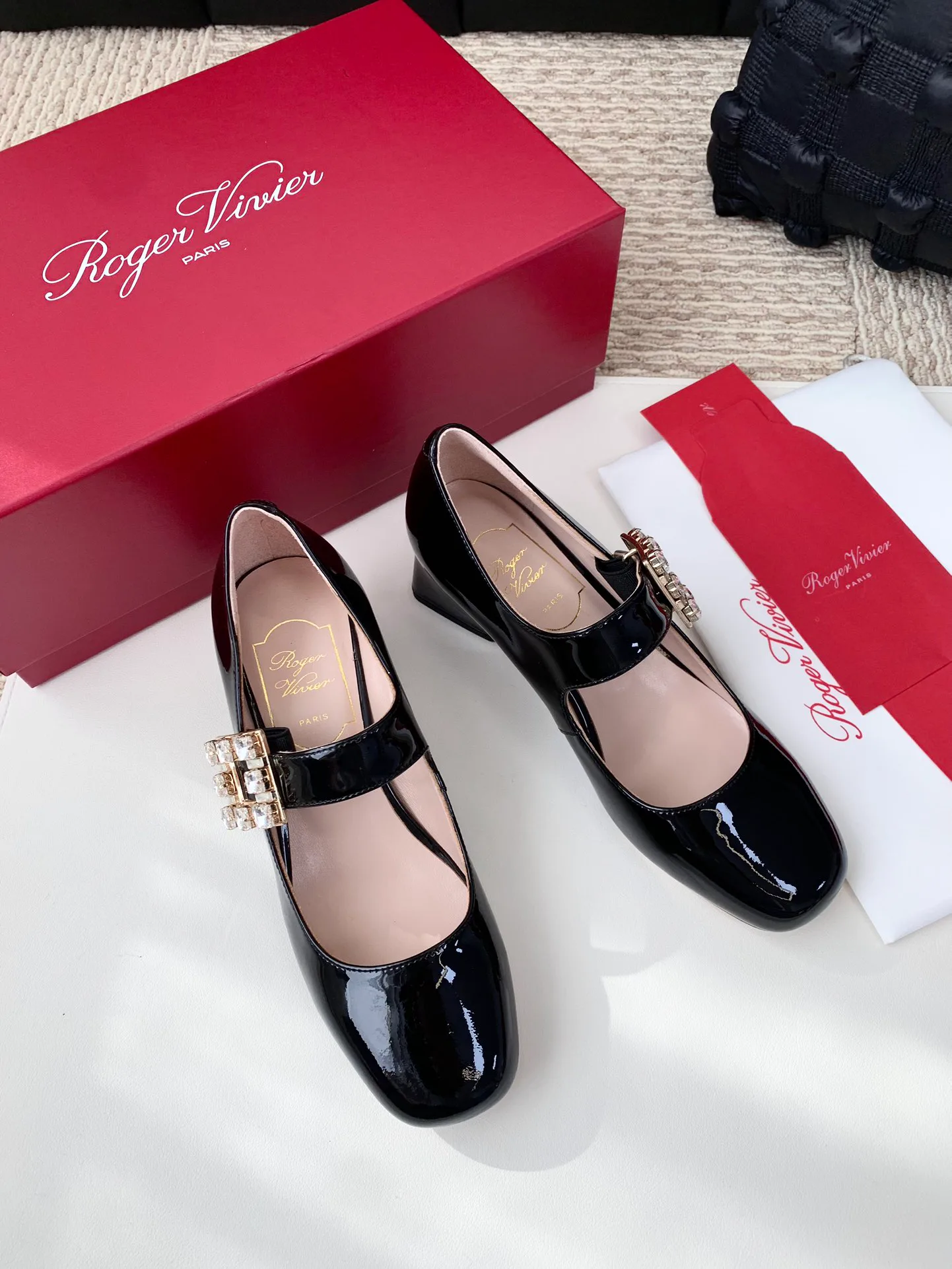 Women's Heels ROGER VIVIER 17990350