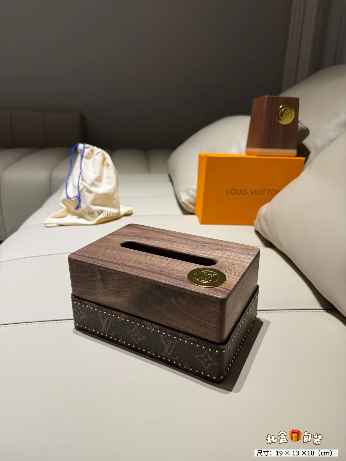 Textiles LOUIS VUITTON 18013624