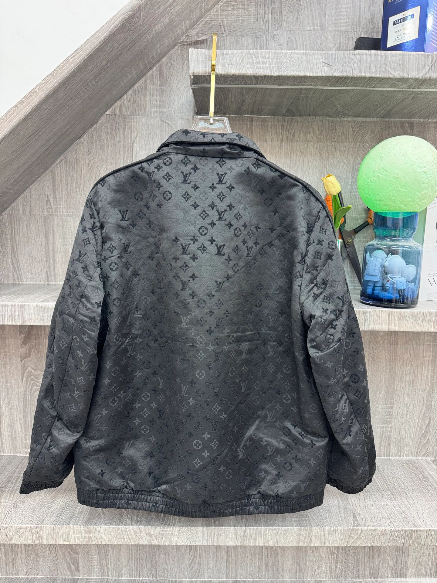 Men's Jackets And Down Jackets LOUIS VUITTON 18140178