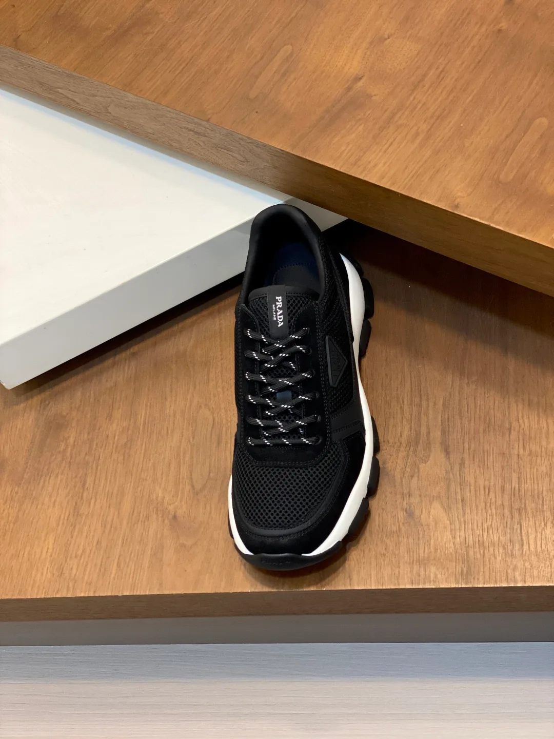 Men's Sneakers PRADA 18055223