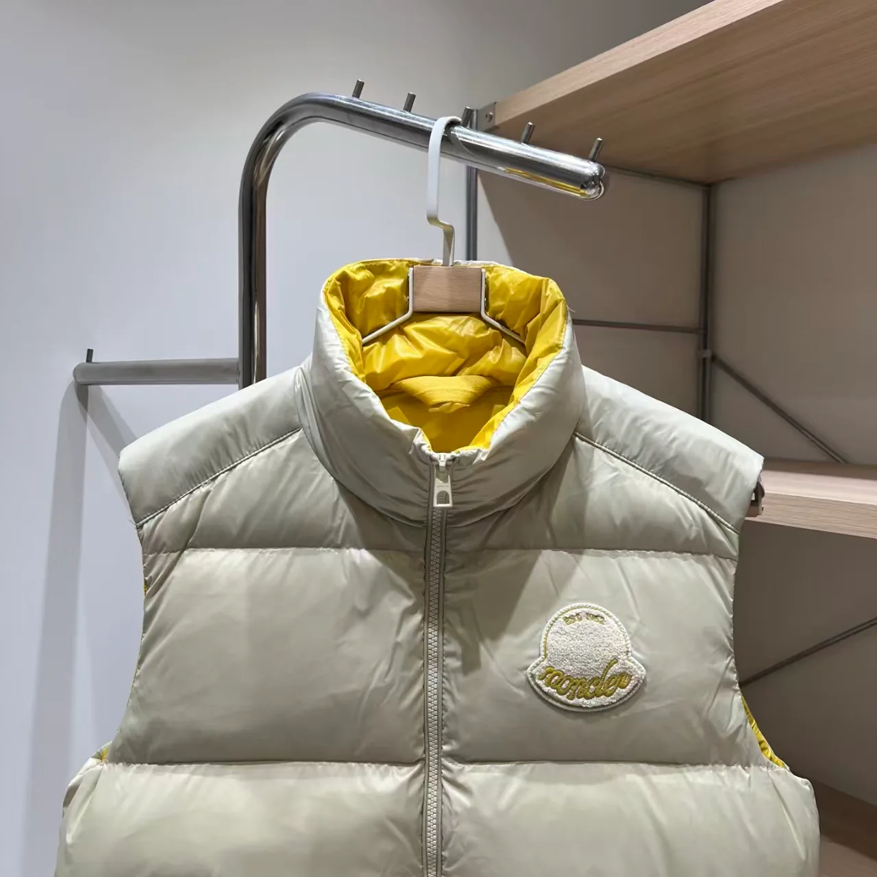 Women's Vests MONCLER 18131395