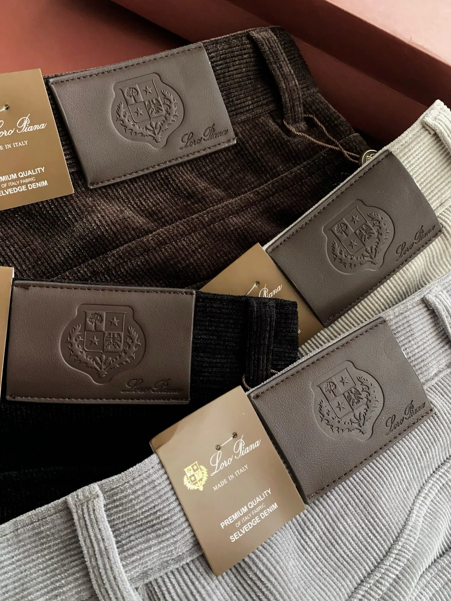 Men's Trousers LORO PIANA 18161911