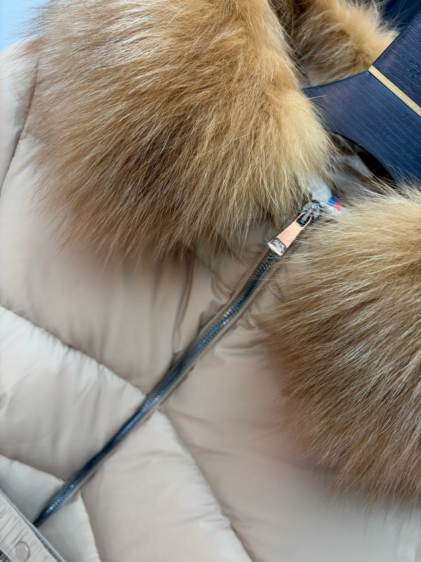 Women's Jackets And Down Jackets MONCLER 17926556